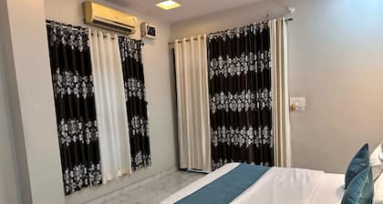 Hotel Tulsi Inn