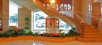 Spring Downtown Hotel