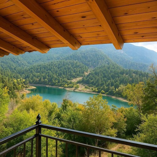 Aithra Luxury Suites, Junior Lakeview Suite