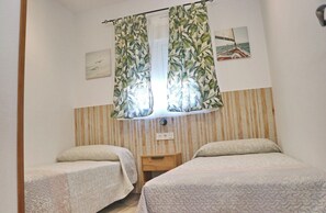 2 soverom, strykejern/-brett, wi-fi og sengetøy