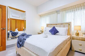 2 Schlafzimmer, Schreibtisch, Bügeleisen/Bügelbrett, WLAN