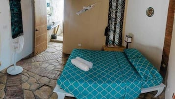 1 habitación, wifi y ropa de cama