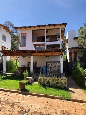 Exterior - Safe cabin with friendly environment in Mazamitla (Mazamitla)