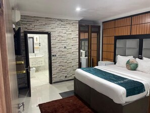 Room - BRICK ROCK HOTEL AND SUITES (Port Harcourt)