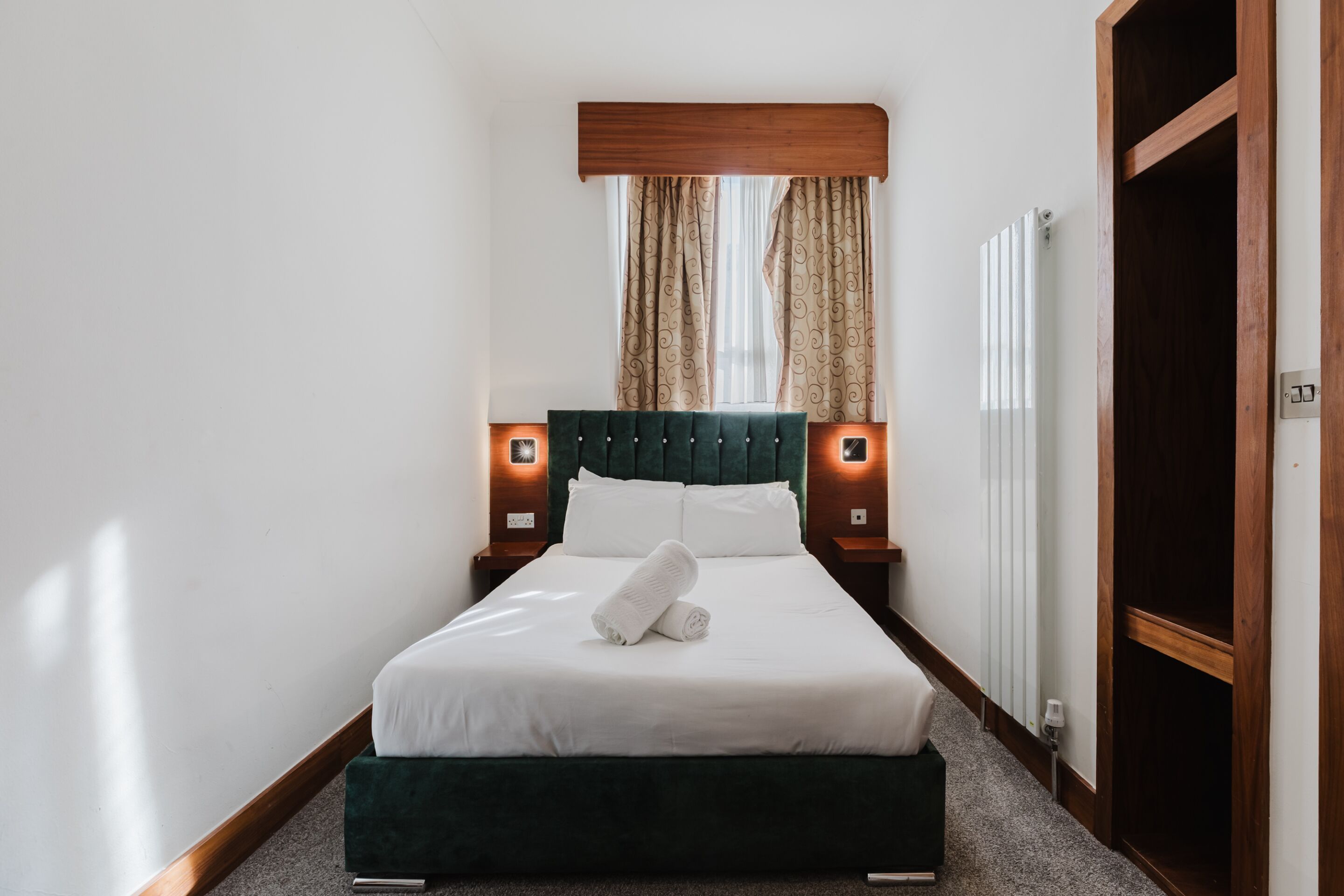 Standard Double Room, Ensuite | Beach