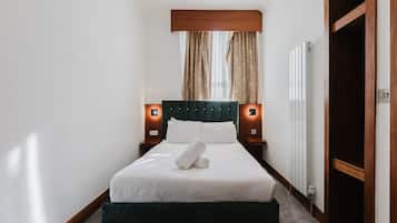 Standard Double Room, Ensuite | Beach