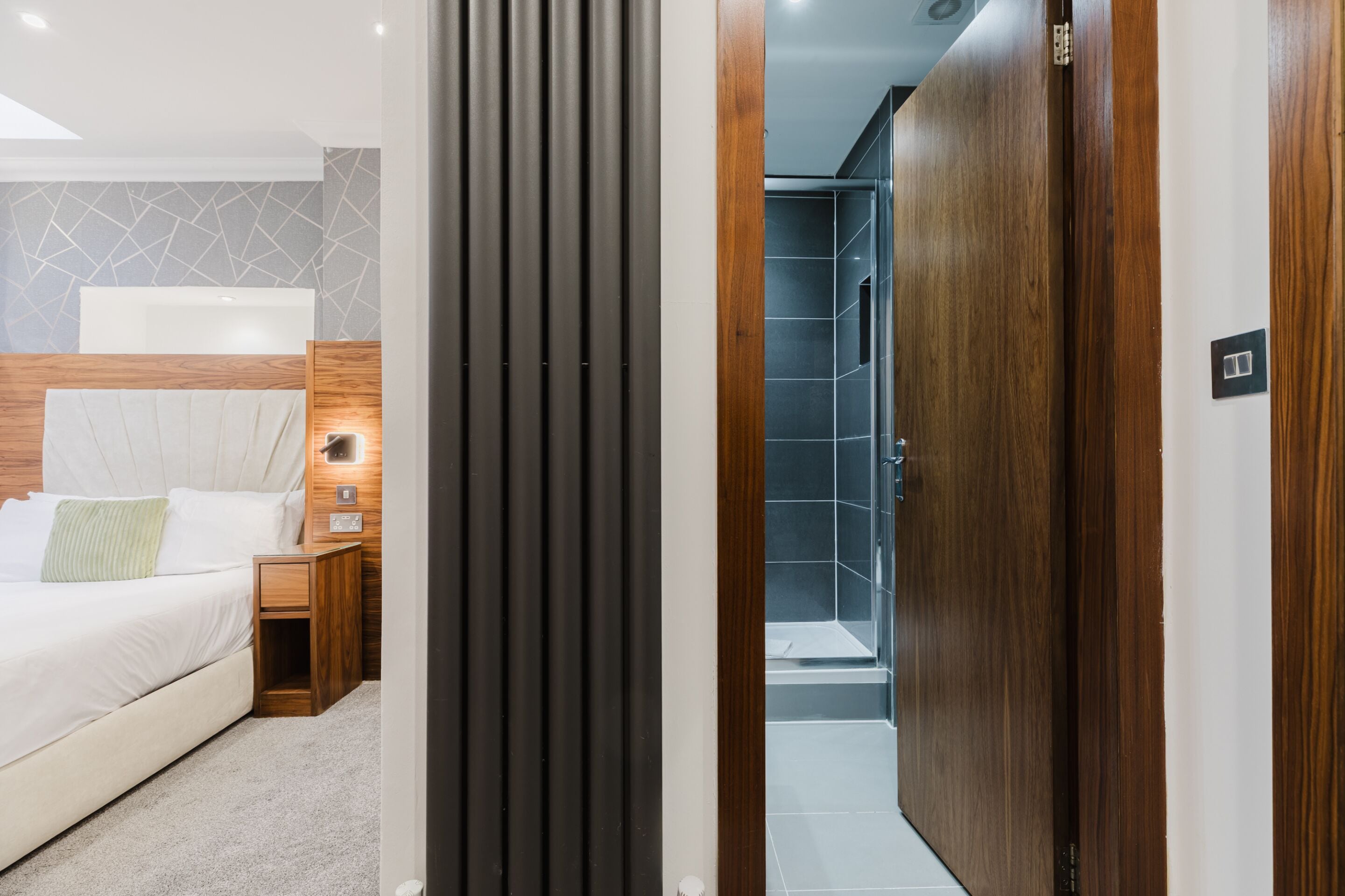Photo - The Gate Hotel
