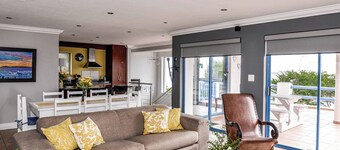 Charis to Theo - Relax in Style at This 3-bedroomed Langebaan Holiday House