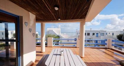 Charis to Theo - Relax in Style at This 3-bedroomed Langebaan Holiday House