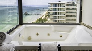 Ruby Suite | Premium bedding, pillowtop beds, minibar (free items), in-room safe - Sensira Resort & Spa Riviera Maya (Puerto Morelos)