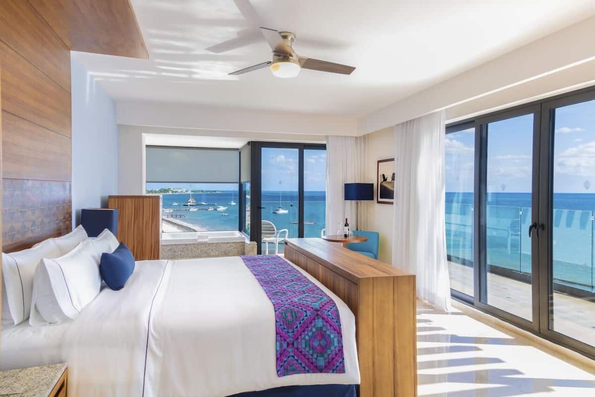 Ruby Suite | Luxe beddengoed, pillowtop-bedden, een gratis minibar