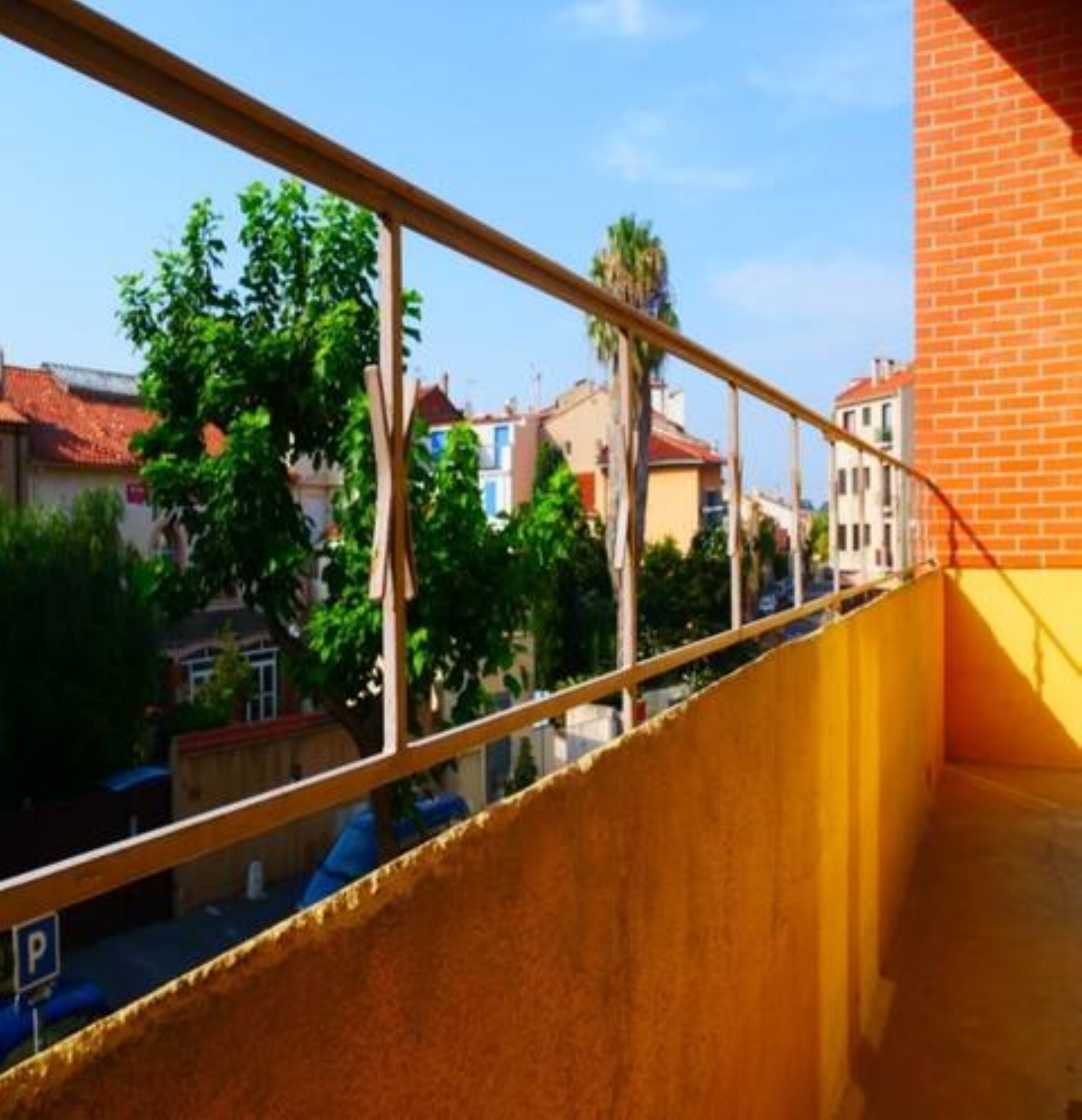 Romantic Double Room, Shared Bathroom (3 ème étage) | Balcony view