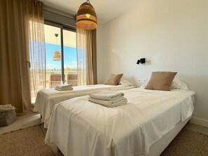 2 Schlafzimmer, Bügeleisen/Bügelbrett, Internetzugang, Bettwäsche