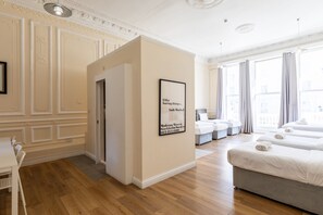 Suite superior, baño en la habitación | Wifi gratis y ropa de cama 