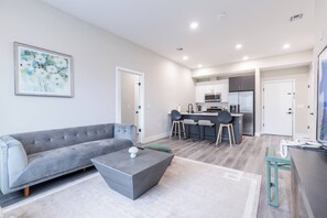 TV - Cozy Loft 10 min to Manhattan Garage Parking (Jersey City)