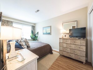 2 chambres, fer et planche à repasser, accès au Wi-Fi (inclus)