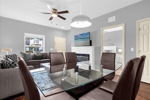 Dining - 3 Bedrooms / 2 Bathrooms/ West Lucaya (8902SD) (Kissimmee)