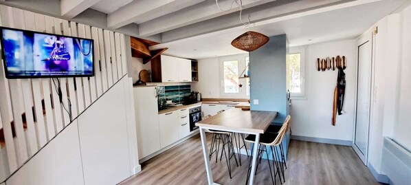 Microwave, oven, stovetop
