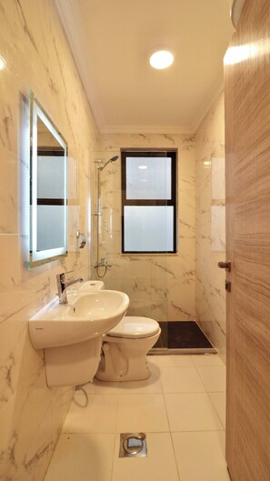 Apartment, 1 Bedroom, Smoking | Bathroom - Luxury Room 46m Near Downtown And All Services (Amman)