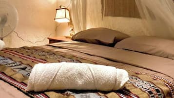 1 habitación, wifi y ropa de cama
