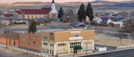 Elite Suite | Free WiFi, bed sheets