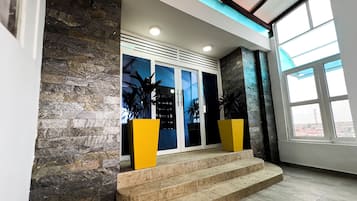 Halaman properti