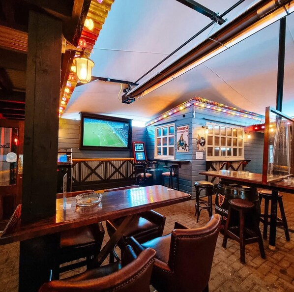 Bar (en la propiedad)