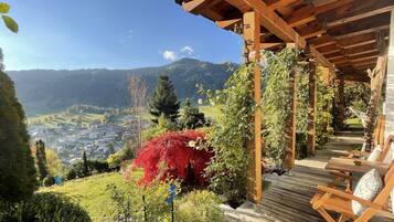 Chalet | Tempat makan outdoor