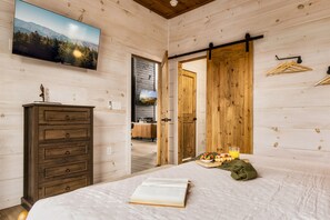 5 Schlafzimmer, Schreibtisch, Reisekinderbett, kostenloses WLAN