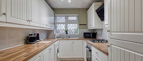 Kühlschrank, Mikrowelle, Ofen, Toaster