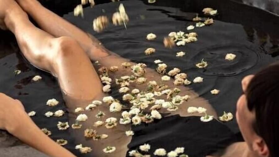 BOHOTEL Messonghi - Designer's Hotel