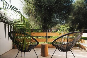 Double Room with Terrace | Terassi/patio