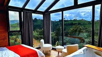 4 bedrooms, WiFi, bed sheets