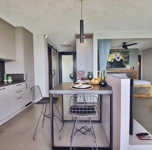 Deluxe Apartment, Sea View, Beachfront | 1 bedroom, in-room safe, blackout drapes, soundproofing - Surfer Caravan Gastro Pub and Suites (Bodrum)