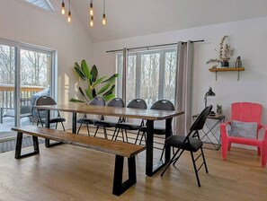 Dining - Hôtel à la maison - La Villa Foresta (Coaticook)