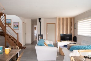 TV, DVD player, stereo - Côte et mer - Proche plage, parking privé (Erquy)
