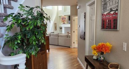 Spacious 5BR Retreat by Trails Pet-Friendly