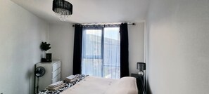 2 Schlafzimmer, Bügeleisen/Bügelbrett, WLAN, Bettwäsche