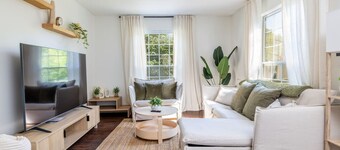 Cozy Duplex w/ King Bed + 2 Full