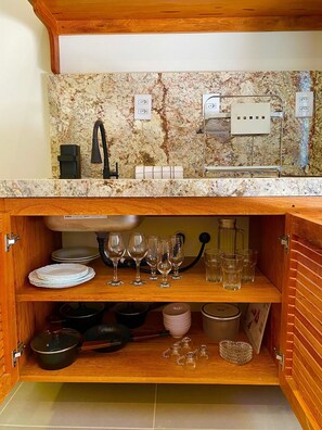 Fridge, oven, coffee/tea maker, cookware/dishes/utensils