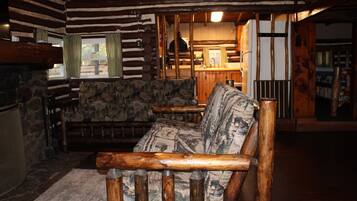 Télévision, cheminée