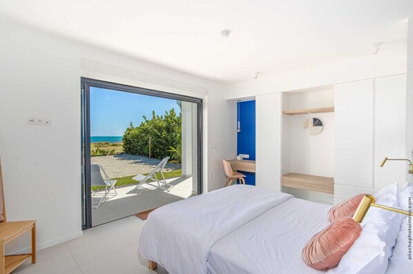 4 室のベッドルーム、アイロン / アイロン台、WiFi、ベッドシーツ