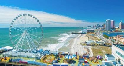 30th Floor Ocean Front Lux Condo