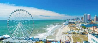 30th Floor Ocean Front Lux Condo