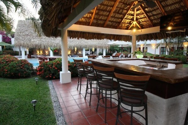 Snack bar