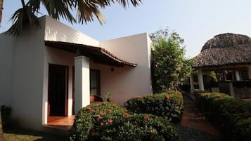 Familienvilla, Poolblick | Terrasse/Patio