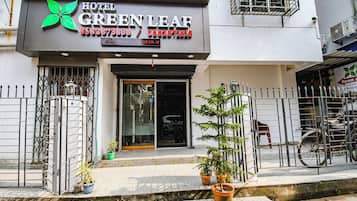 Mặt tiền nơi lưu trú