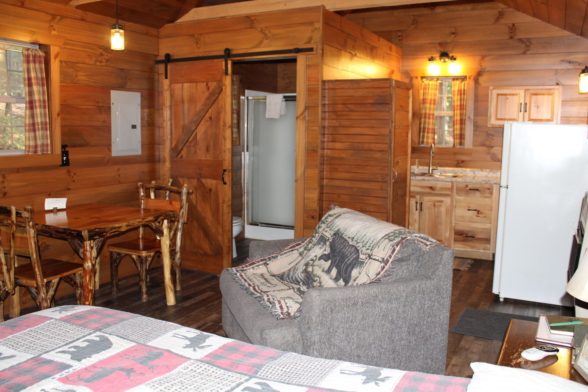 واي فاي وملاءات أسرّة