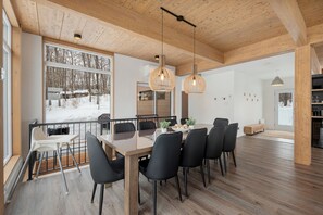 Interior - Chalet Berg-Haus by Tremblant Platinum (La Conception)