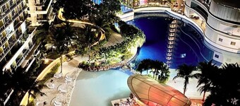 “Modern Cozy Unit with Balcony & Fast Wi-Fi – Near SM Bicutan”